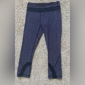 Lululemon run yoga capri leggings.